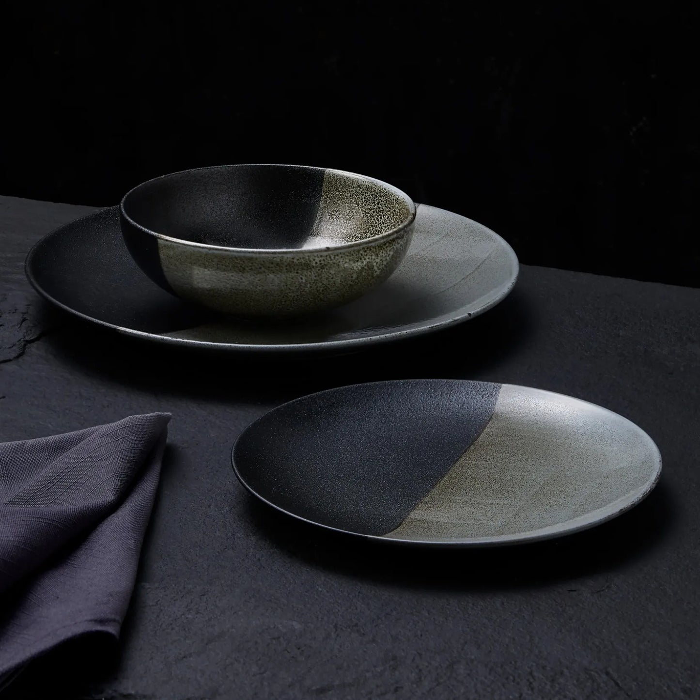 Maxwell & Williams 12 Piece Umi Coupe Dinner Set Black