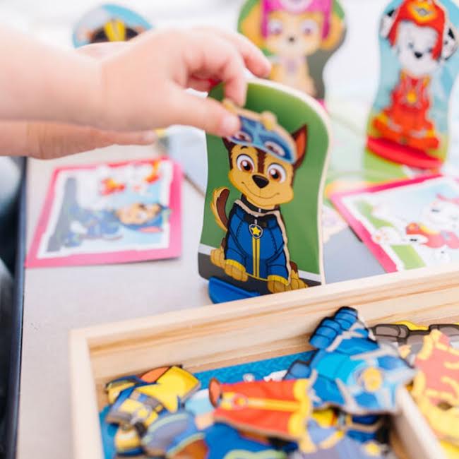 Melissa & Doug Paw Patrol Magnetic Pretend Play Multicoloured