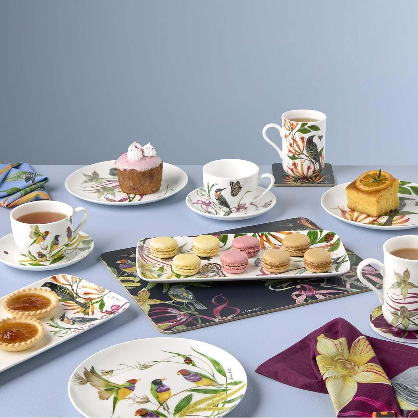 Maxwell & Williams 20cm Eloise Short Lyric Coupe Plate Gouldian Finch Multicoloured