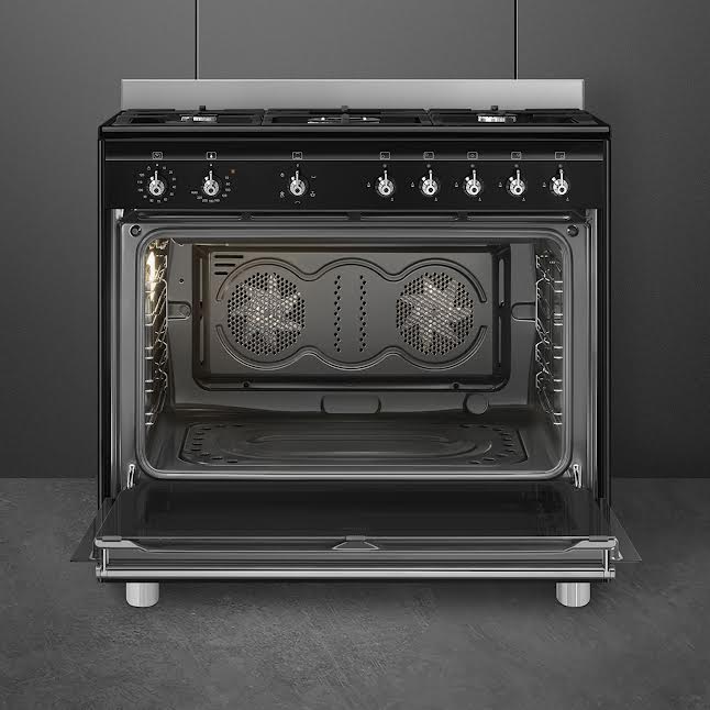 Smeg 90cm Cooker With Gas Hob Black