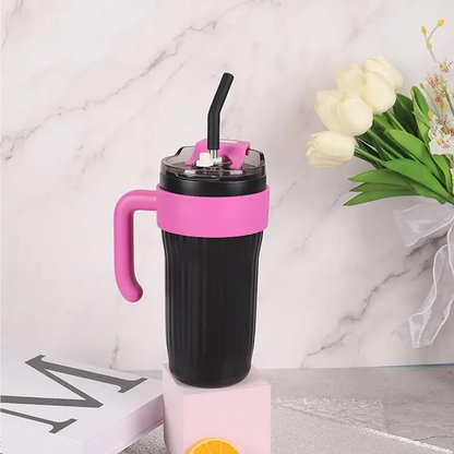 Kitchen Life 860ml Coffee Mug with Lid & Straw Black & Pink