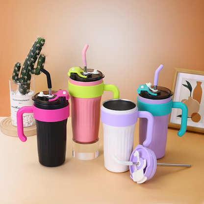 Kitchen Life 860ml Coffee Mug with Lid & Straw Black & Pink