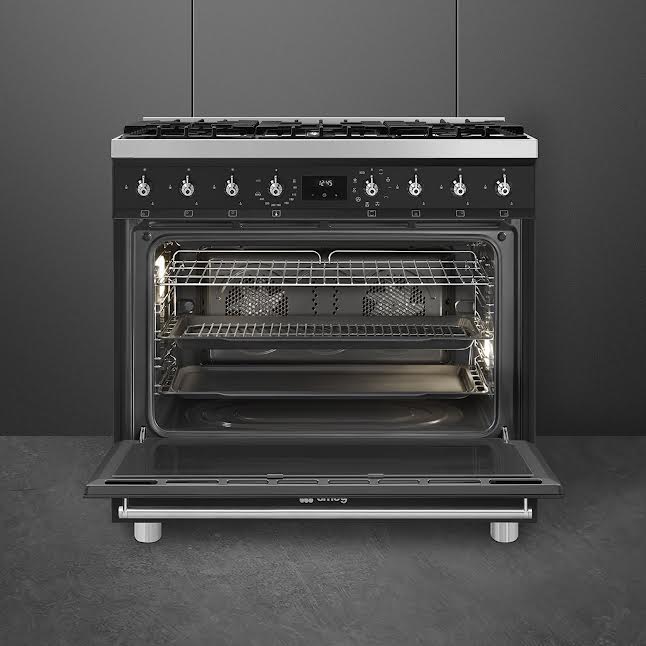 Smeg 90cm Cooker with Gas Hob Matte Black