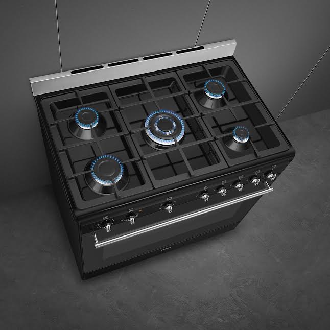 Smeg 90cm Cooker With Gas Hob Black