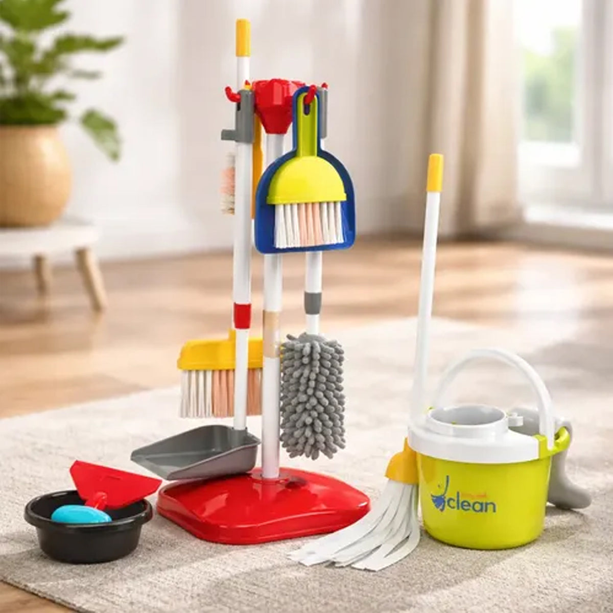 18 Piece Little Helper Cleaning Tool Set Green