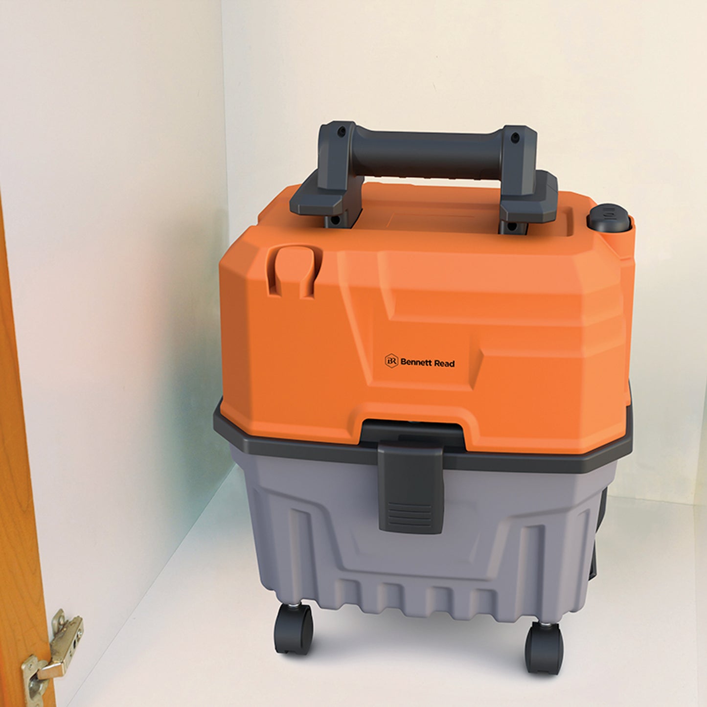 Bennett Read Tough 15Lt Tank Vacuum Cleaner Black & Orange