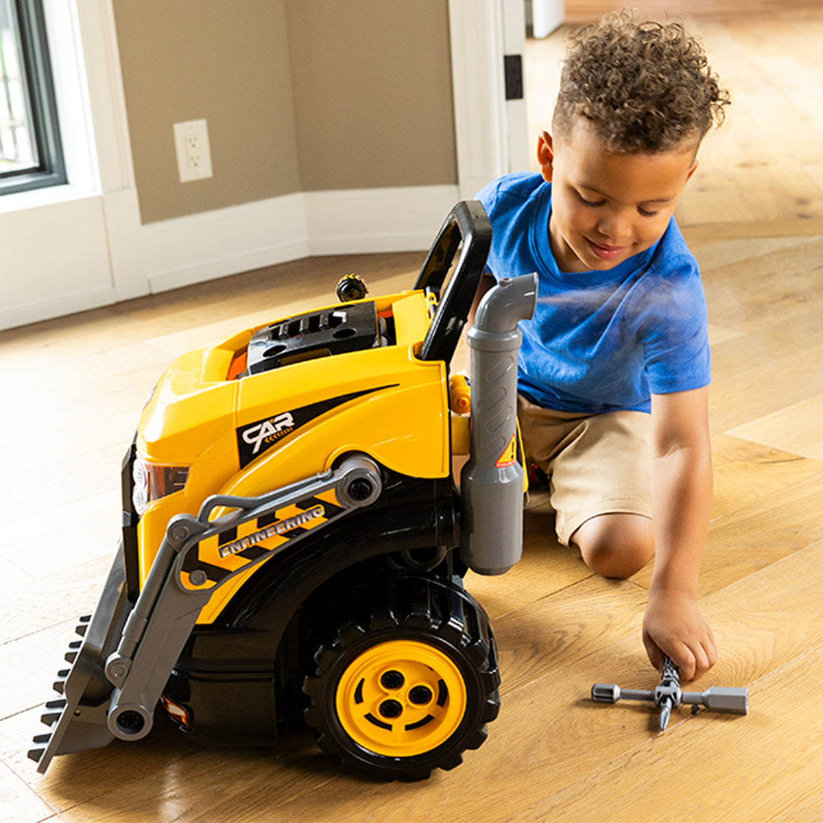 Construction Loader Truck with Spray & Light Yellow
