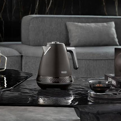 Delonghi Diadema 1.7Lt Electric Kettle Black