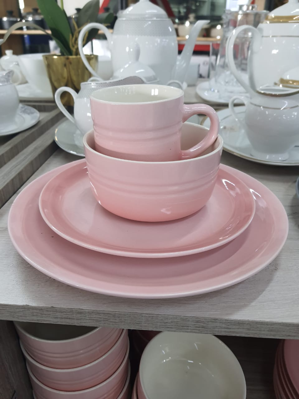 Kitchen Life 4 Piece Dinner For One Set - Pink