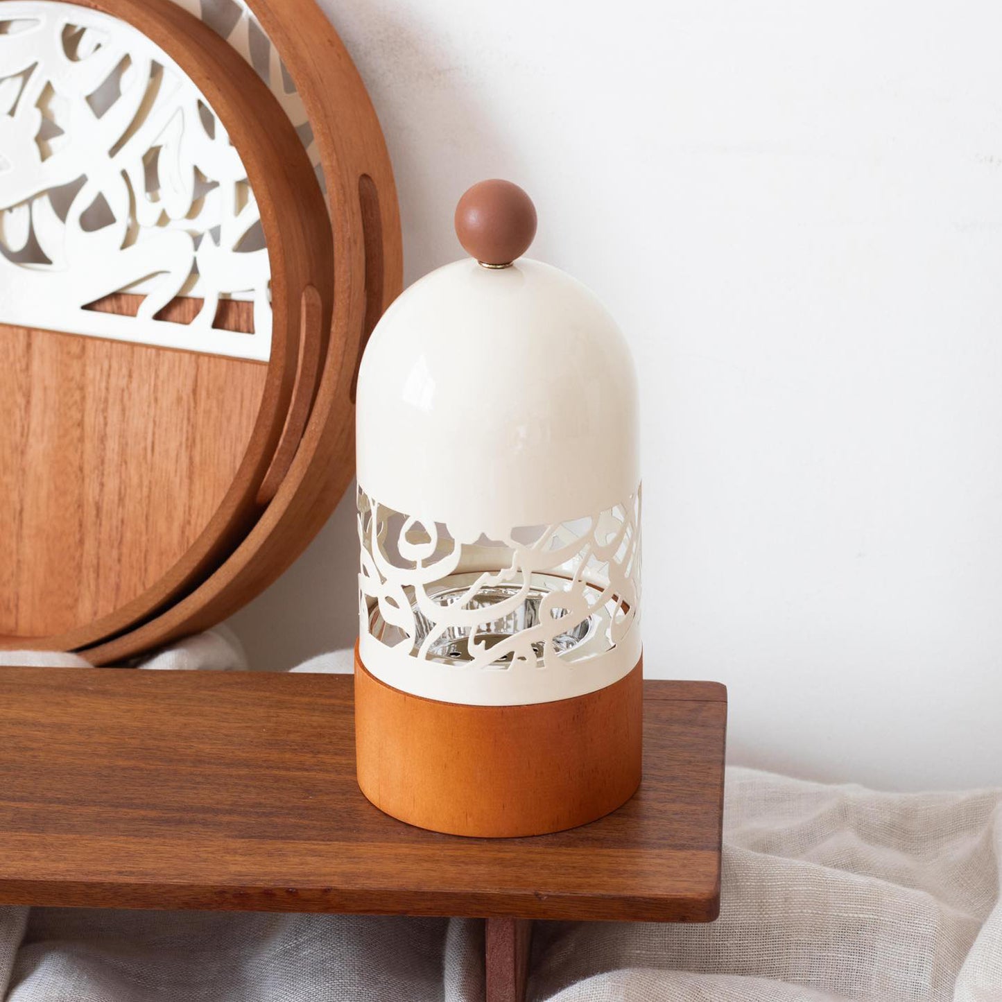 Calligraphy Design Oud Burner Cream