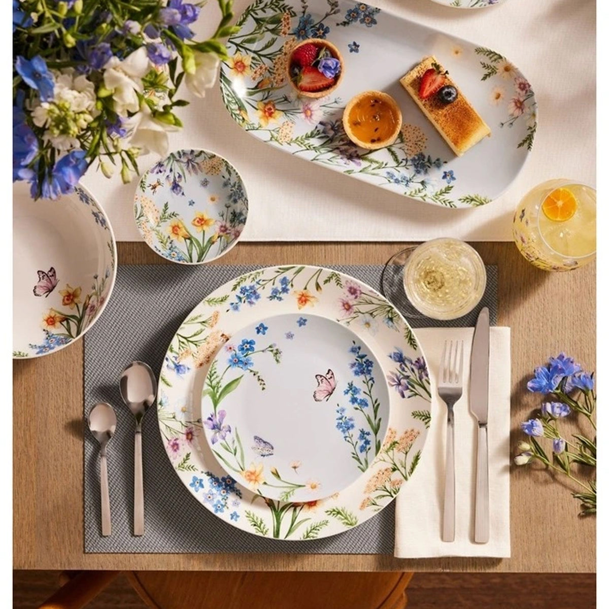 Maxwell & Williams Fluttering Meadow 17.5cm Cereal Bowl