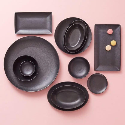 Maxwell & Williams Caviar 25cm Oval Bowl Black