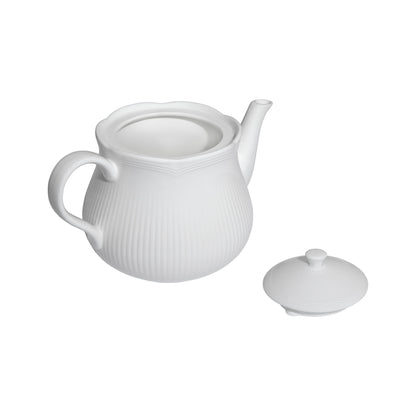 Maxwell & Williams White Basics Rococo 570ml Teapot White