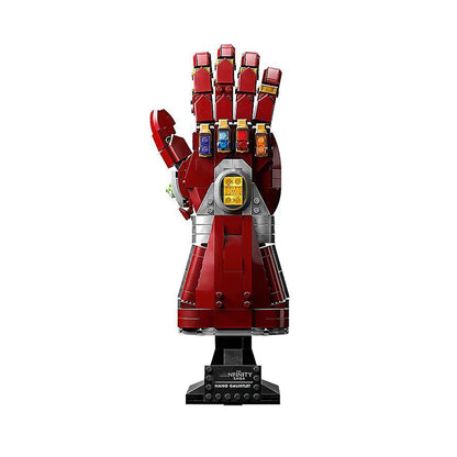 Nano Gauntlet 675 Piece Building Block Set Multicoloured