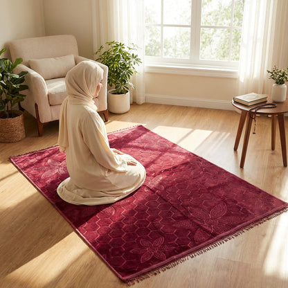 1.6 x 2.3m Musallah Red