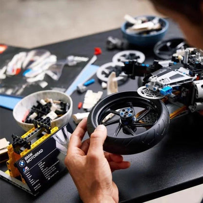 Bike 1950 Piece Building Block Set Multicoloured