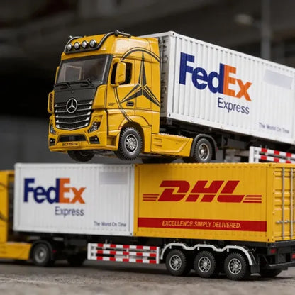 Pull-back Truck White & Yellow