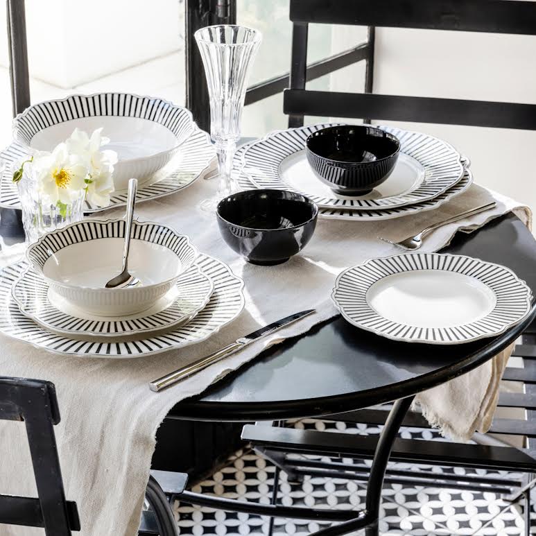 Jenna Clifford Ivory Noir 2 Piece Nibble Bowl Set Black