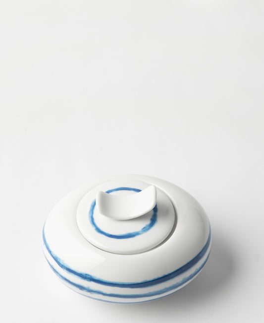 Jenna Clifford Jinshi Covered Sugar Pot - White With Blue Rim