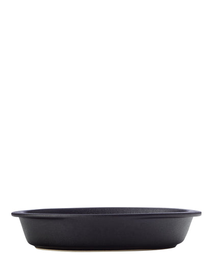 Maxwell & Williams Caviar Oval Baker 28cm - Black